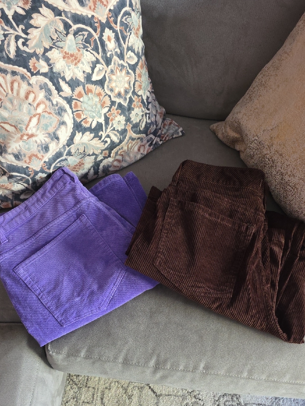 Hollister Brown Corduroy Pants - Deep Chocolate